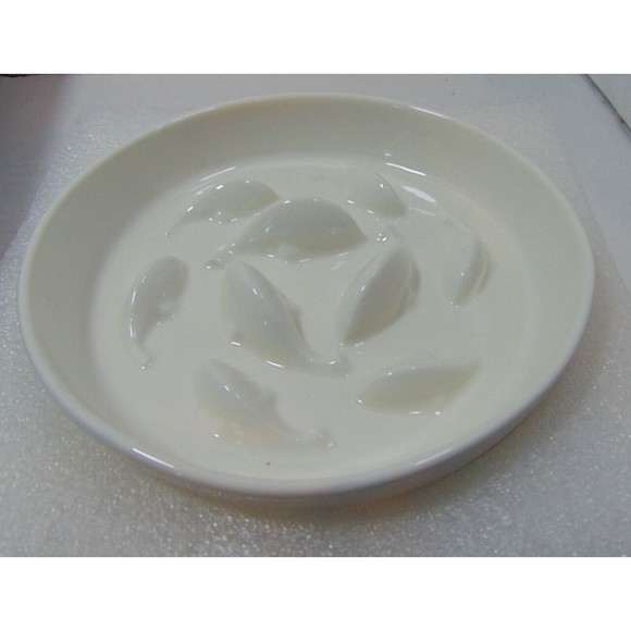 SLOW FEEDER for Cats/Kittens Cat Bowl Dish Food Goldfish pattern White Ceramic - Picture 1 of 7
